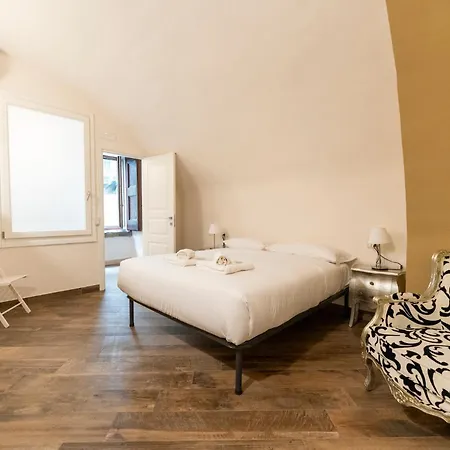 Plebiscito 4* Neapel