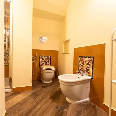 Plebiscito Guest house Naples